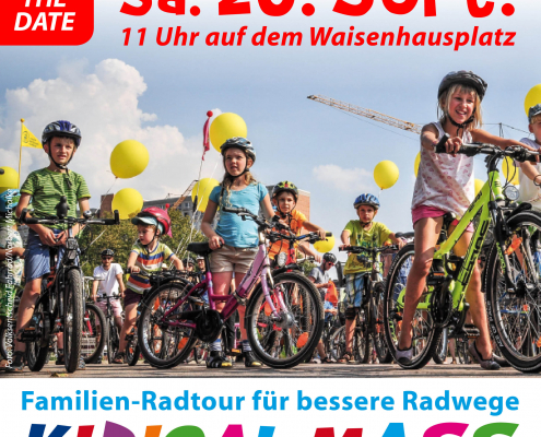 Sharepic für die Kidical Mass Pforzheim am 26.09.2026, ab 11 Uhr auf dem Waisenhausplatz. Das Bild zeigt im Vordergrund sieben Kinder auf und neben ihren mit gelben Luftballons geschmückten Fahrrädern.