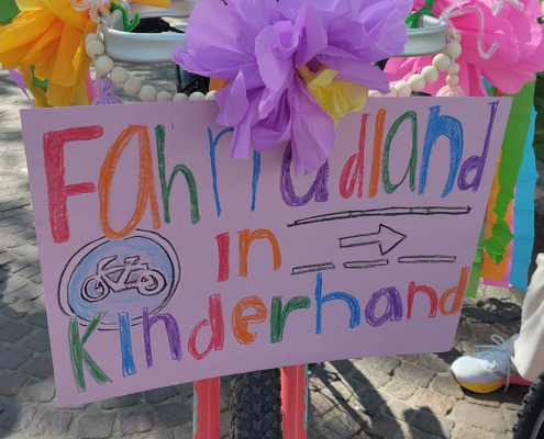 Critical Mass 04/2026