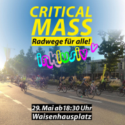 Das Bild zeigt eine Fahrrad Demonstration im Sommer auf einer großen Straße in Pforzheim